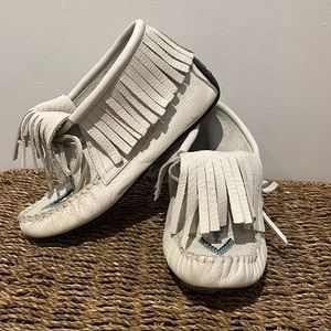Manitobah Moccasins